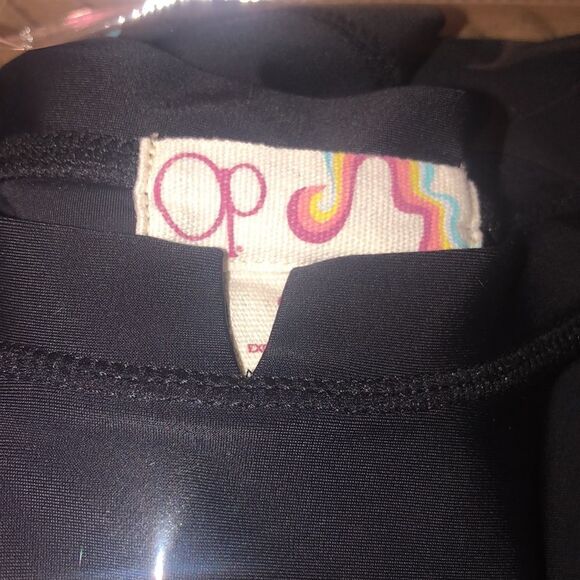 OP Peace ☮️ and Rainbow 🌈 Rash Guard Swim Shirt. Black Contrast Rainbow Piping - Picture 17 of 17